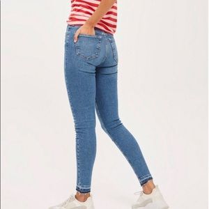 mid blue let hem Jamie jeans